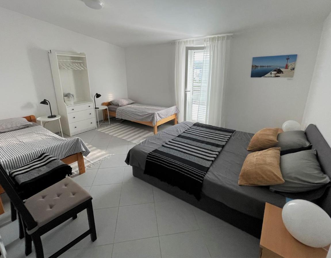 Apartment Vucic Ražanac Extérieur photo
